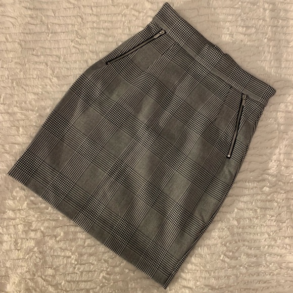 H&M Houndstooth Mini Skirt With Pockets - Picture 1 of 8